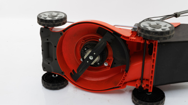 Husqvarna HUSQVARNA LC 142i with battery and charger