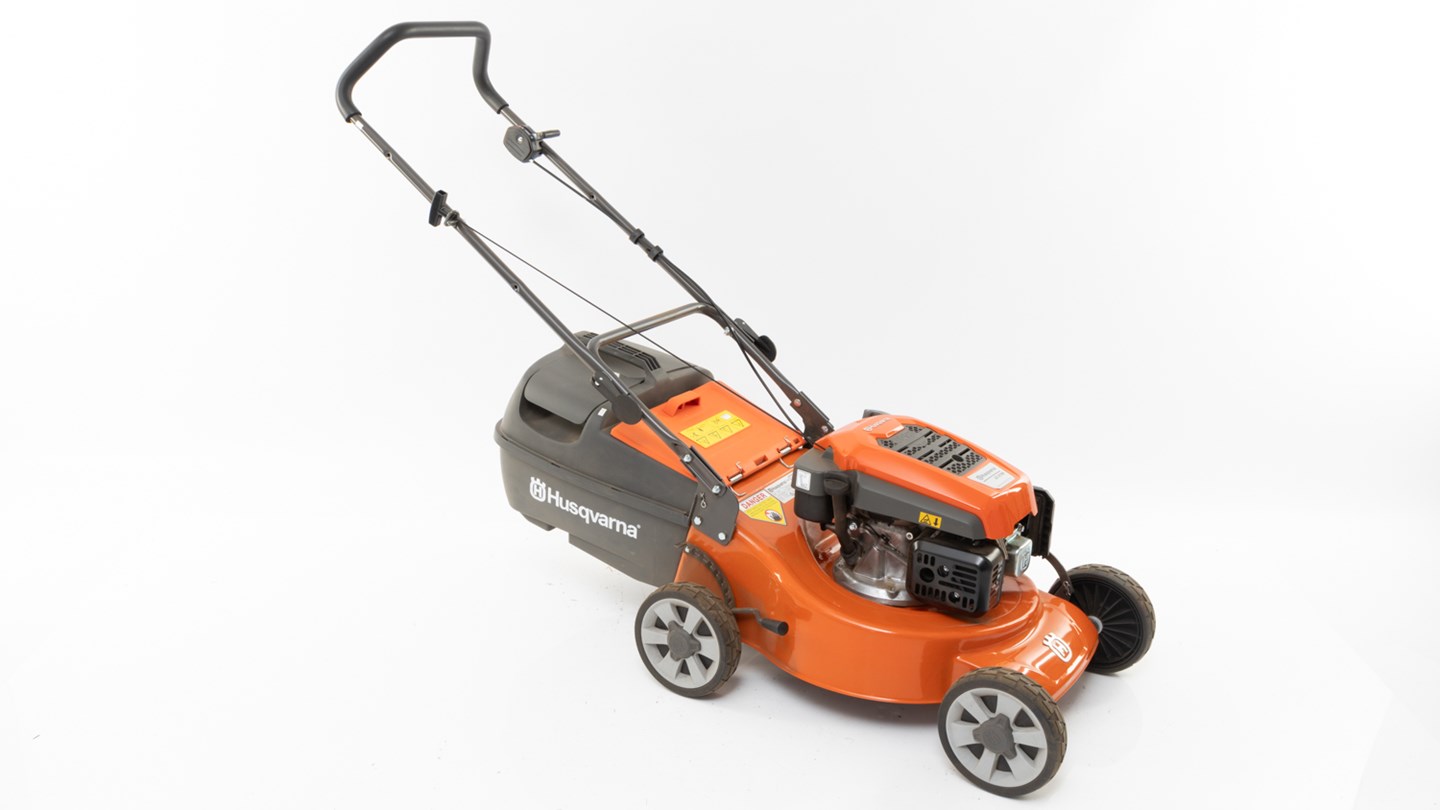 Husqvarna LC419SP Review Petrol lawnmower CHOICE