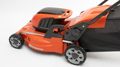 Husqvarna LC347iVX with BiL200 and QC500