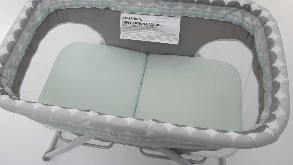 ingenuity foldaway rocking wood bassinet mattress size