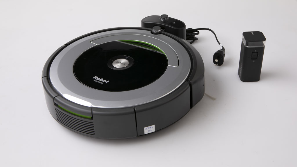 Til sandheden Ansvarlige person aktivt iRobot Roomba 690 Review | Robot vacuum cleaner | CHOICE