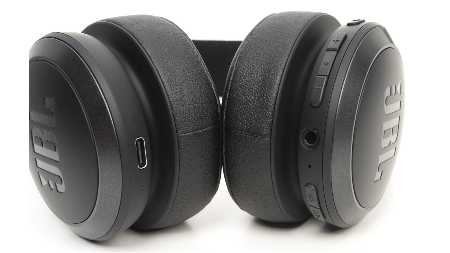 JBL Live 670NC