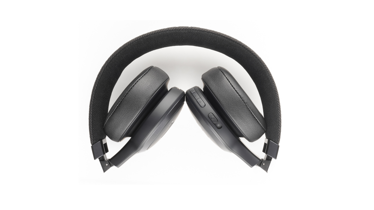 JBL Live 670NC
