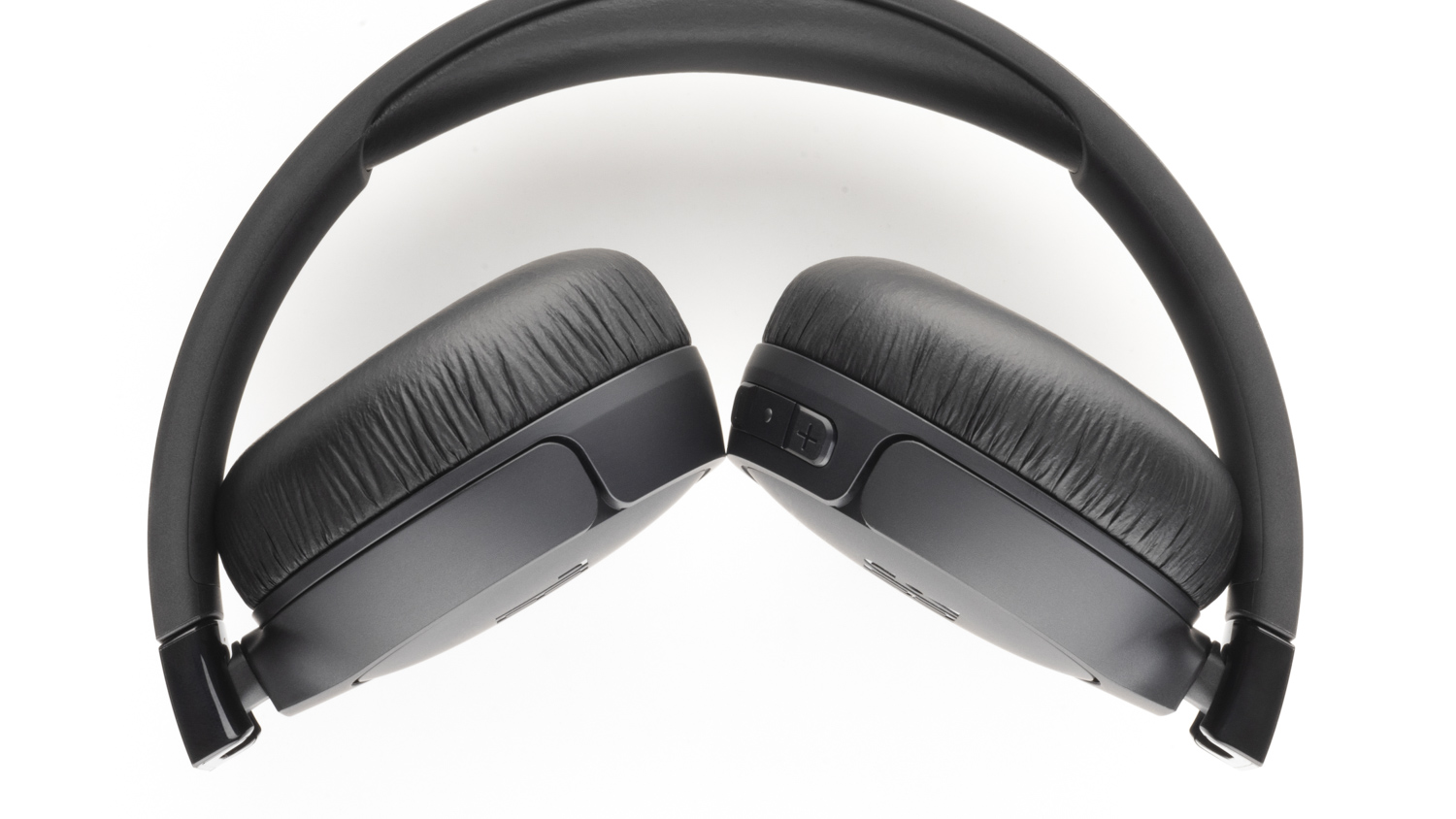 JBL Tune 670NC