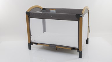 Jengo Oasis 2 in 1 Folding Cot with Changer EA11590