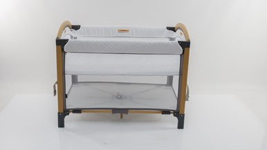 Jengo Oasis 2 in 1 Folding Cot with Changer EA11590