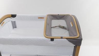 Jengo Oasis 2 in 1 Folding Cot with Changer EA11590