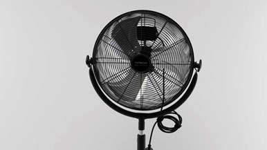 Kambrook 40cm High Velocity Pedestal Fan KFA423