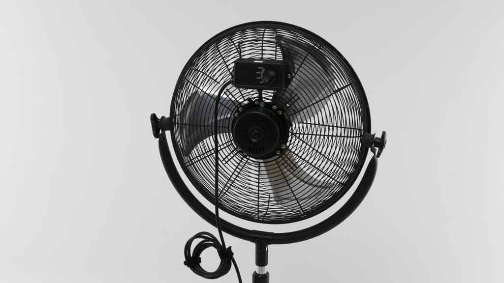 Kambrook 40cm High Velocity Pedestal Fan KFA423