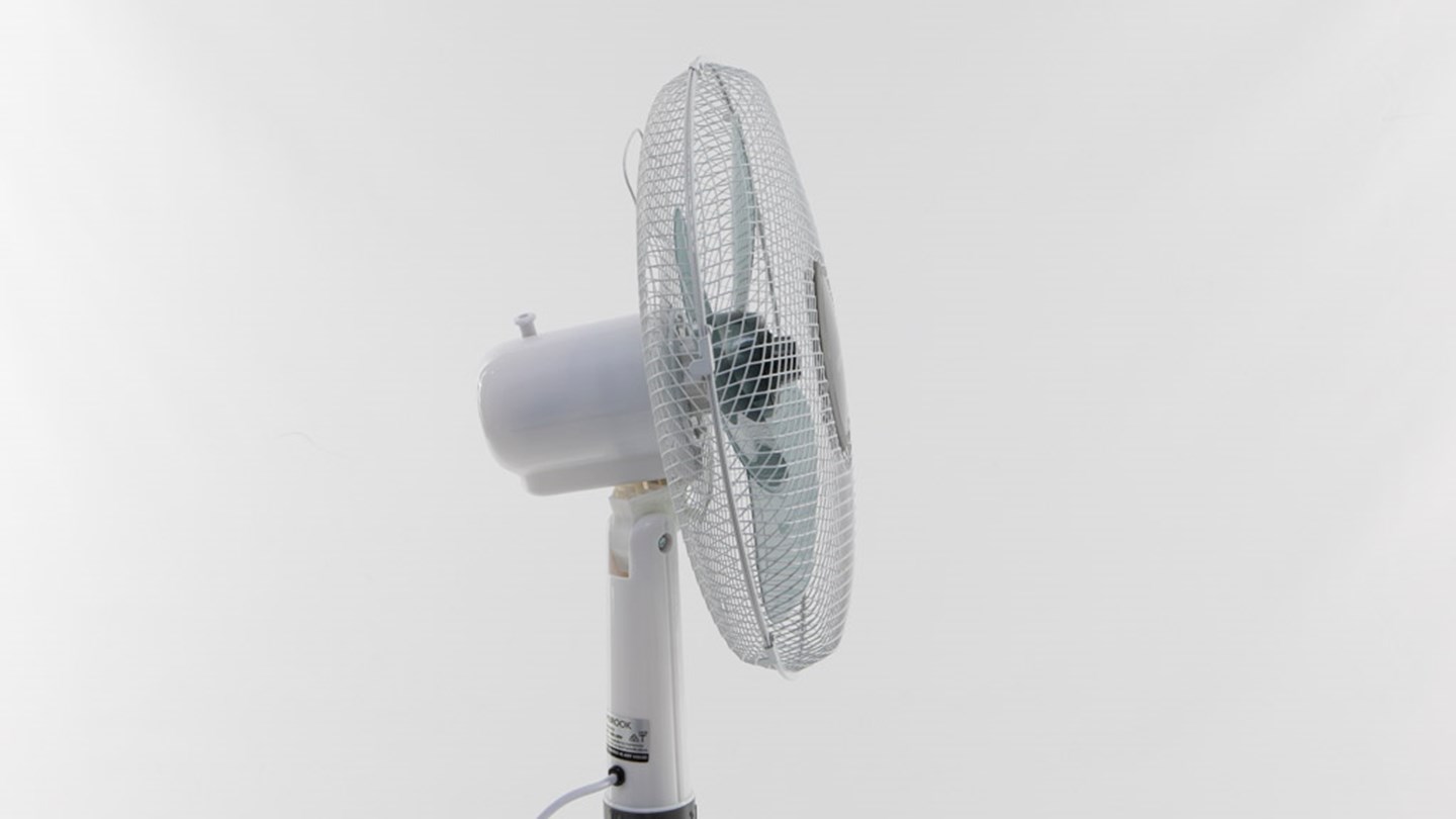 Kambrook Arctic 40cm Pedestal Fan KFA413 Review Pedestal and tower