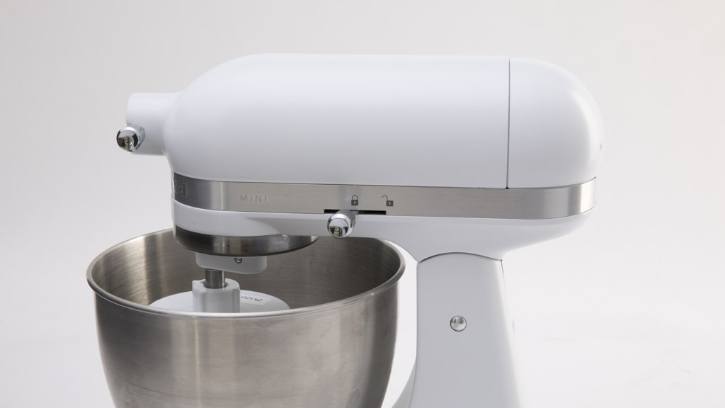 KitchenAid Mini Stand Mixer 5KSM3311XAFW Matte White Review Kitchen