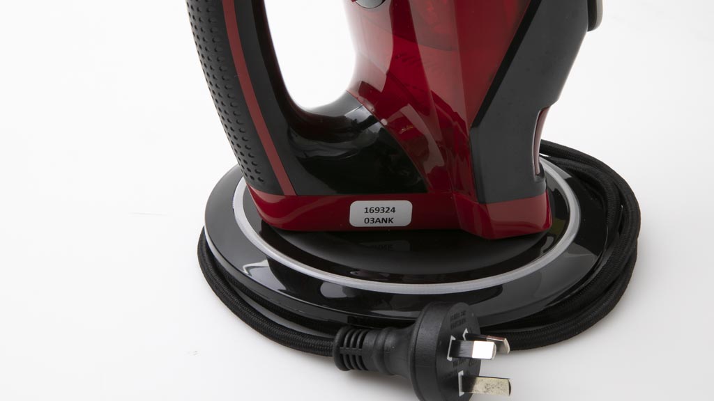 Kmart Anko 2400W Cordless Steam Iron KB-950RV-E3