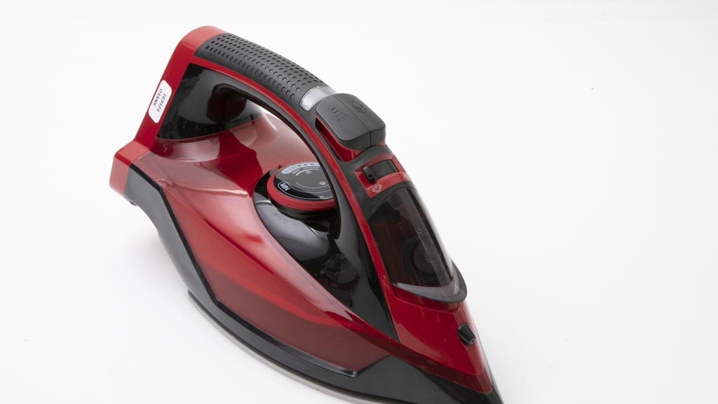 Kmart Anko 2400W Cordless Steam Iron KB-950RV-E3