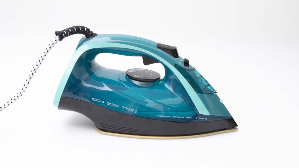 Kmart Anko 2400W steam iron - KB-932E3