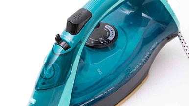 Kmart Anko 2400W steam iron - KB-932E3