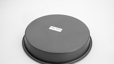 Kmart Anko Non-Stick round cake tin