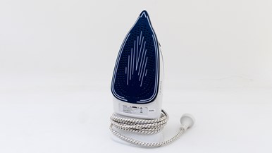 Kogan 2400W DuoGlide Cordless and Corded Steam Iron KAIRNCLS24A