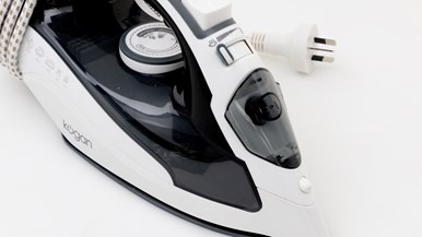 Kogan 2400W DuoGlide Cordless and Corded Steam Iron KAIRNCLS24A