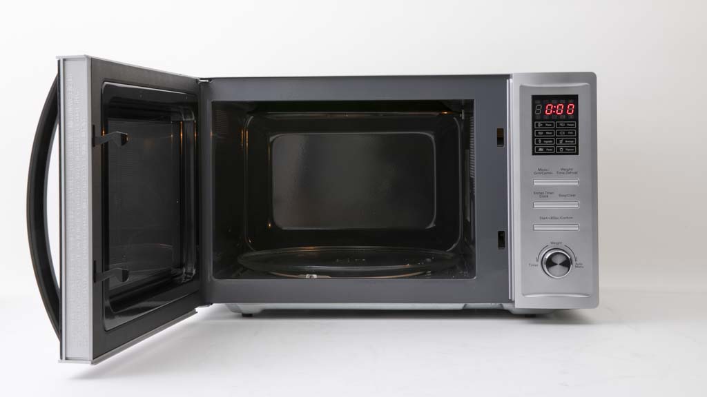 Kogan KAMWO34GRLA 34L microwave with grill