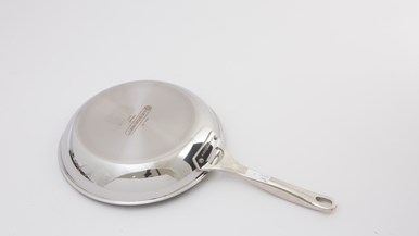 Le Creuset 3 Ply Stainless Steel frying pan 26cm non stick