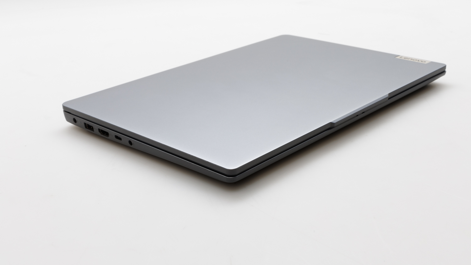 Lenovo IdeaPad Slim 3 14IAN8