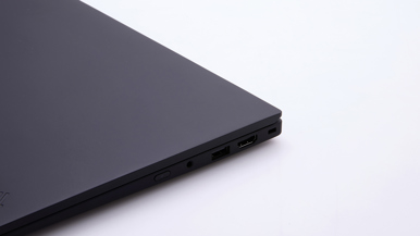 Lenovo ThinkPad X1 Carbon Gen 13 Aura Edition