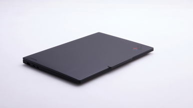 Lenovo ThinkPad X1 Carbon Gen 13 Aura Edition