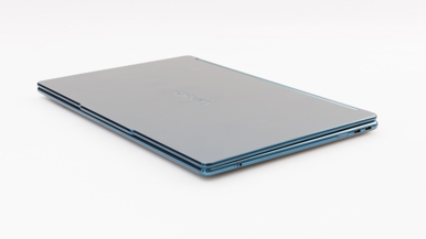 Lenovo Yoga Book 9i (14in, 10th gen)