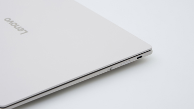 Lenovo Yoga Slim 7i Ultra 14IPH11 Aura Edition