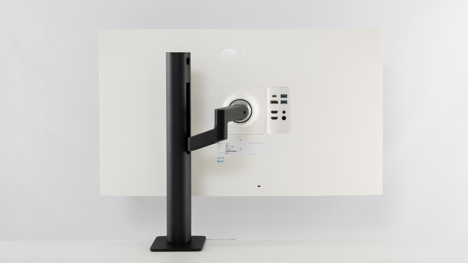 LG 32UN88A-W