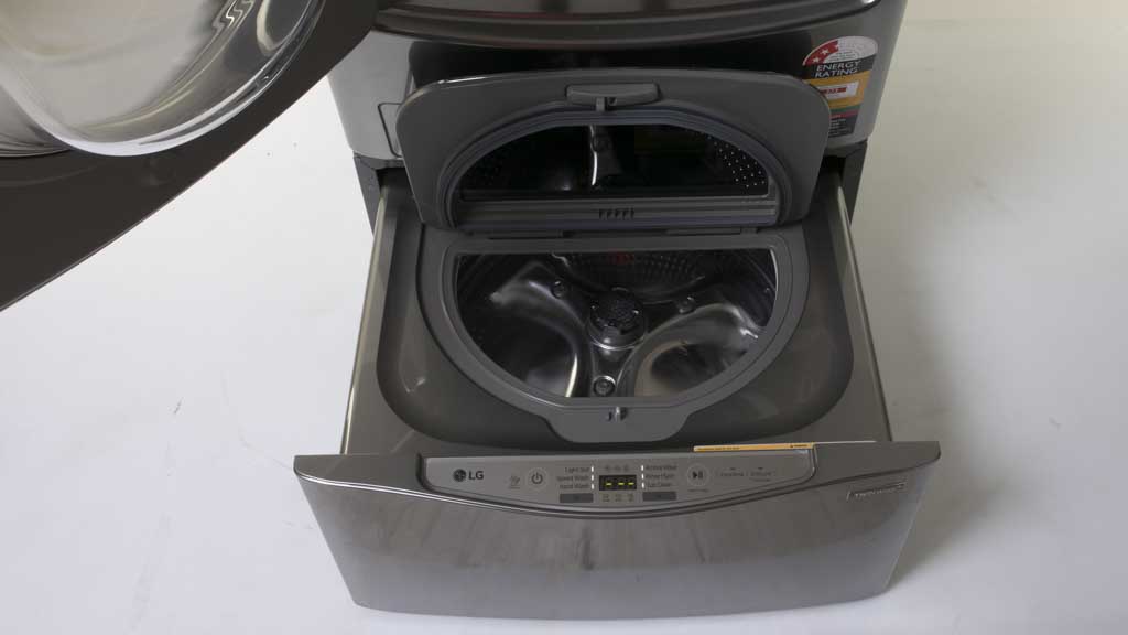 LG TWIN171216T