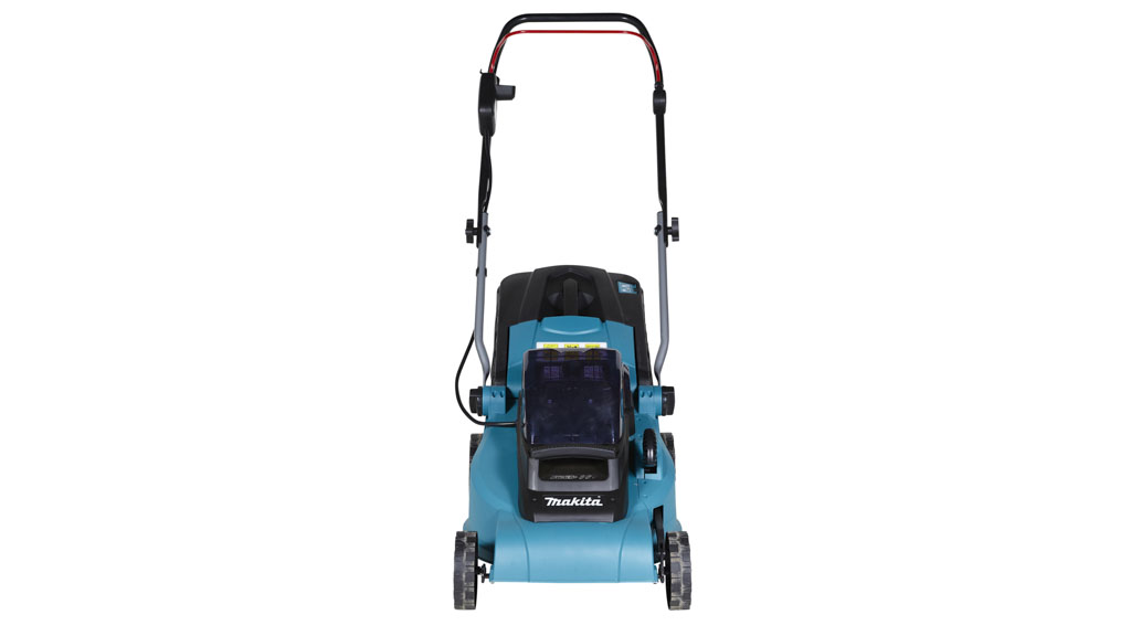 Makita DLM380Z Review | Battery lawnmower | CHOICE