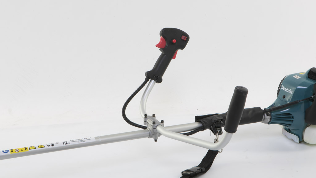 Makita EM2600U