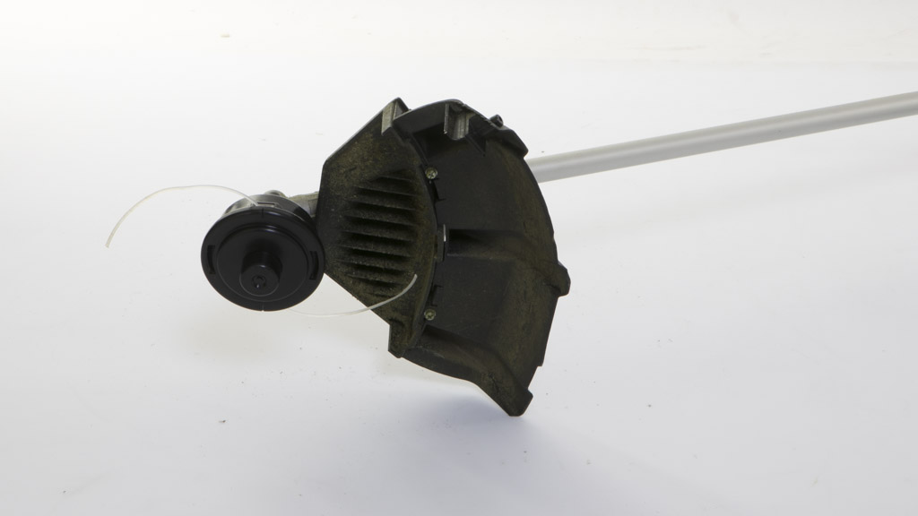 Makita EM2600U