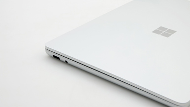 Microsoft Surface Laptop 13-inch 1st Edition with Snapdragon (Model 2095)