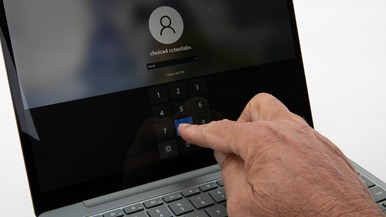 Microsoft Surface Laptop Go 2 (Model 2013)