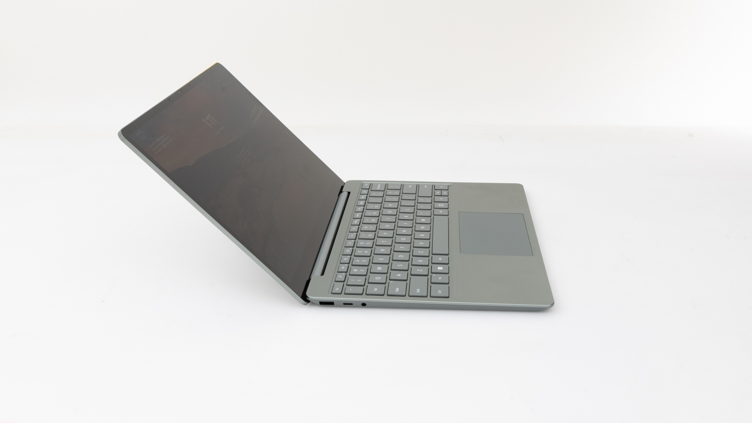 Microsoft Surface Laptop Go 3 (Model 2013)