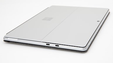 Microsoft Surface Pro 9 (Model 2038) with Signature Keyboard and Slim Pen 2