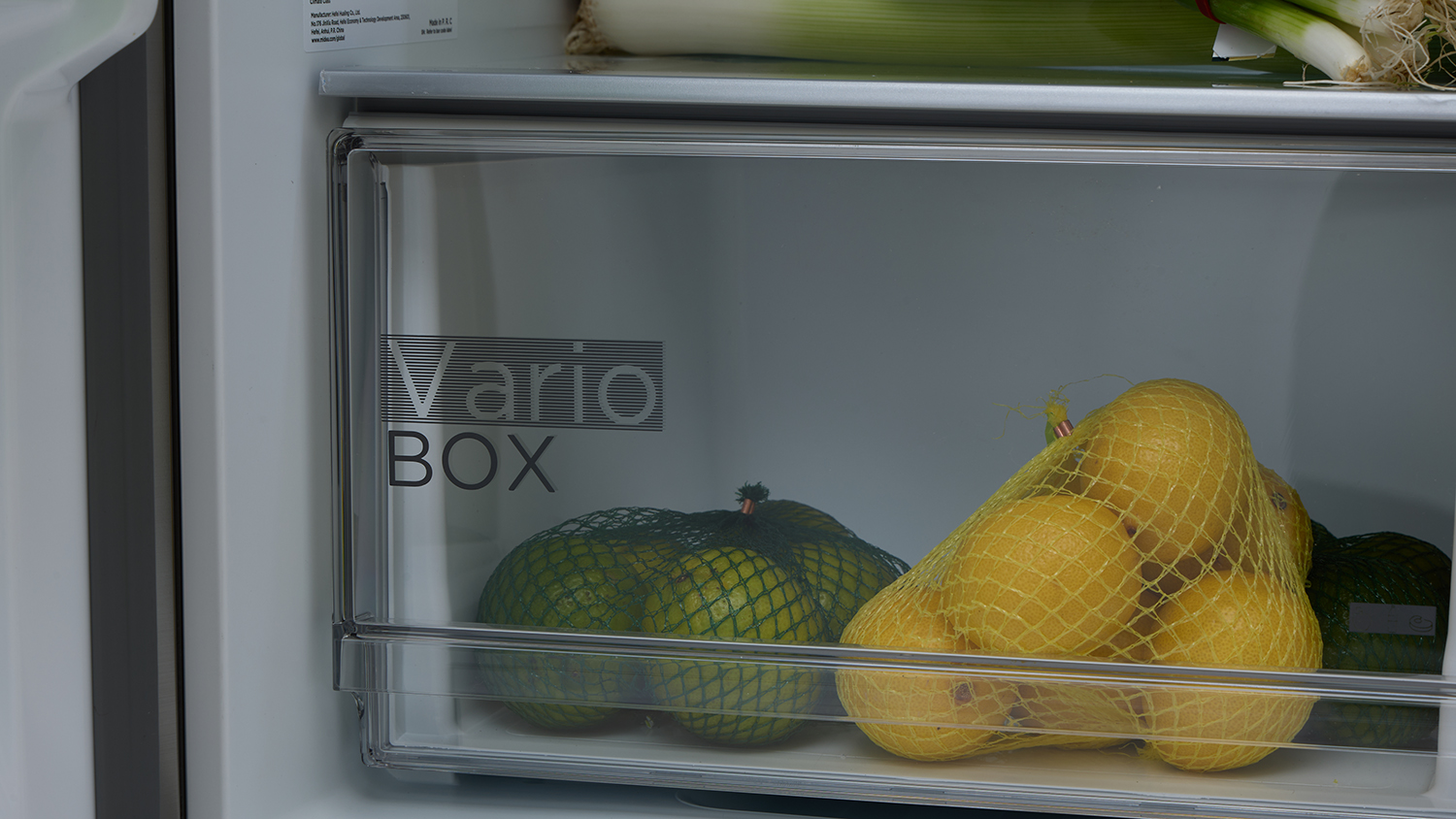 Midea MDRF632FGD46APW