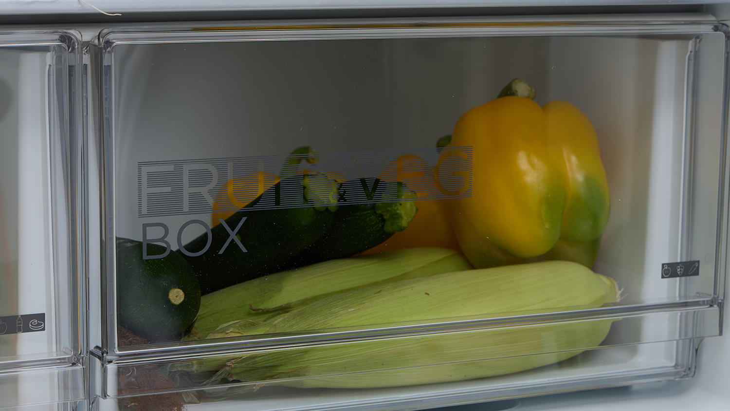 Midea MDRF632FGD46APW