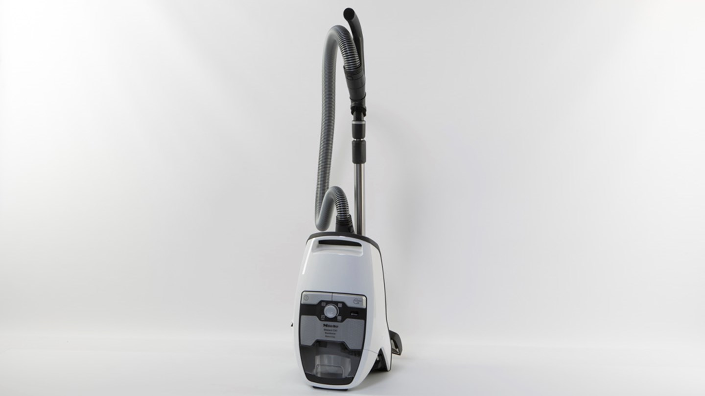 Miele Blizzard CX1 Cat & Dog Powerline SKCR3 Review | Vacuum cleaner ...
