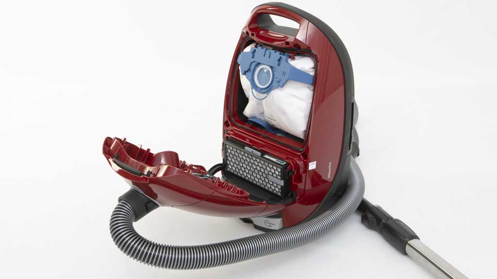 Miele Complete C3 Cat & Dog PowerLine SGEA3 Review | Vacuum cleaner