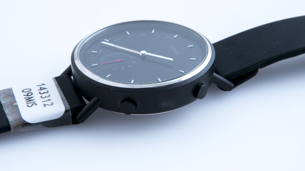 misfit command strap