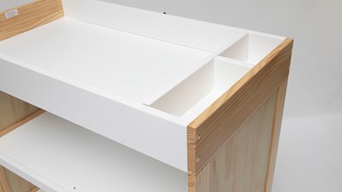 Mocka Aspiring change table