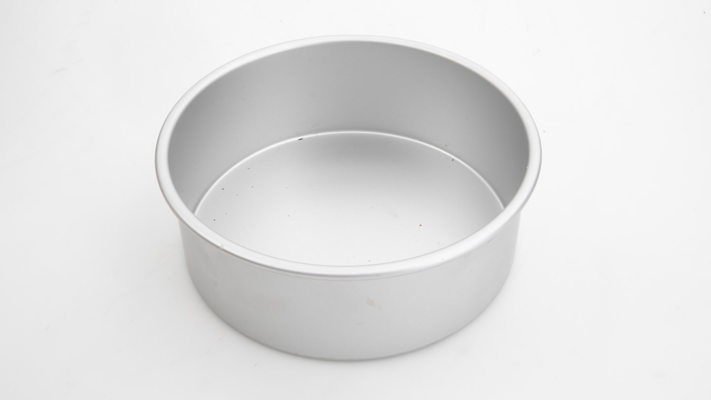 Kmart Anko NonStick round cake tin Review Cake tin CHOICE