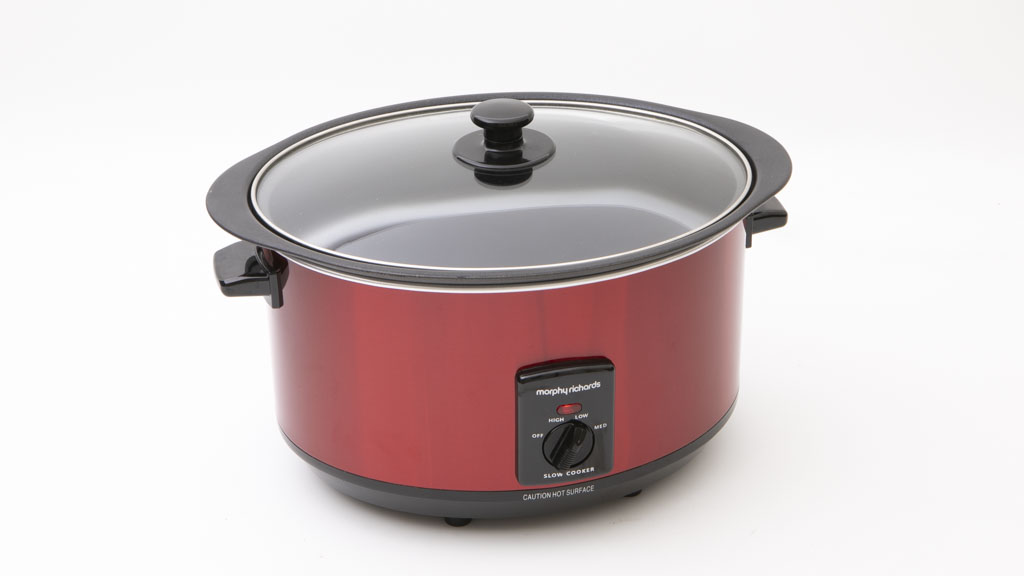 Morphy Richards 6.5L Red Sear & Stew Slow Cooker 461000 carousel image