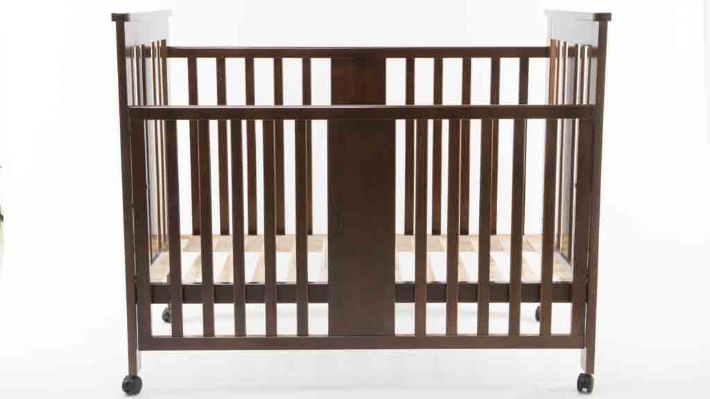 Mothers Choice Cambria cot carousel image
