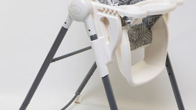 Mother's Choice Woodlands highchair