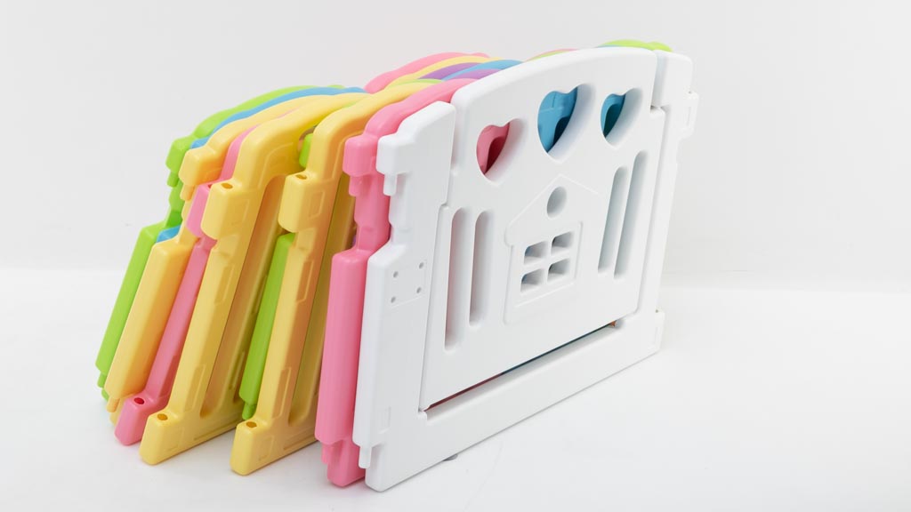 Nanny Annie Interactive Block Style Baby Playpen with Door 19696 carousel image