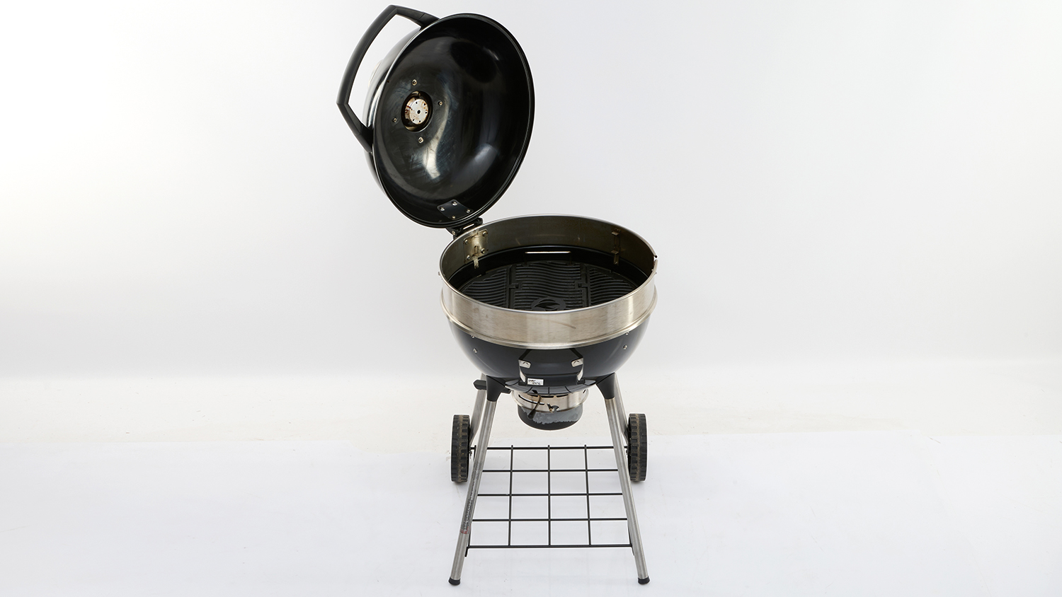 Napoleon Professional 22 Charcoal Kettle - PRO22K-LEG-3